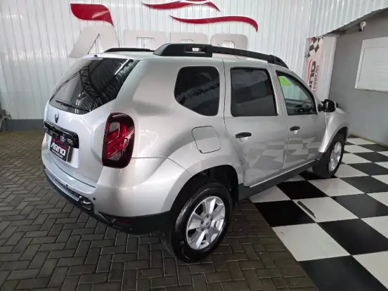 RENAULT-DUSTER-2017