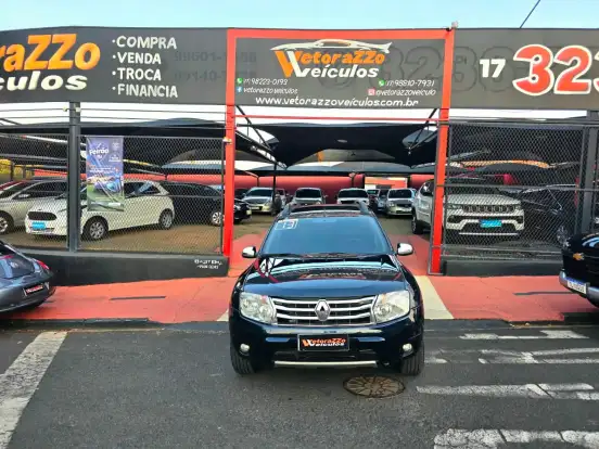 RENAULT-DUSTER-2012