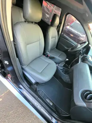 RENAULT-DUSTER-2012