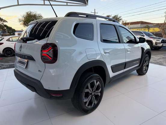 RENAULT-DUSTER-2024
