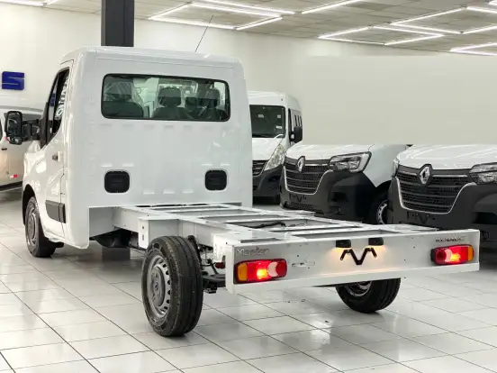 RENAULT-MASTER-2.3 DCI DIESEL CHASSI-CABINE L2H1 2P MANUAL RENAULT-MASTER-2025