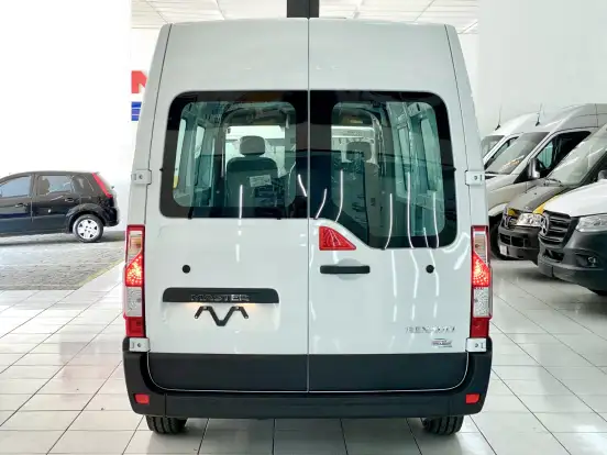 RENAULT-MASTER-2026