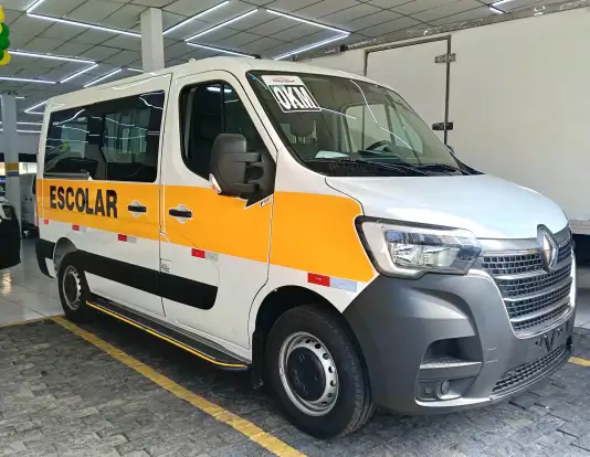 RENAULT-MASTER-2025