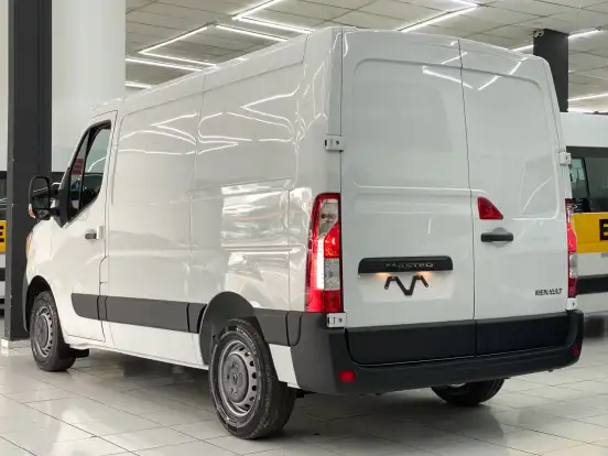 RENAULT-MASTER-2026