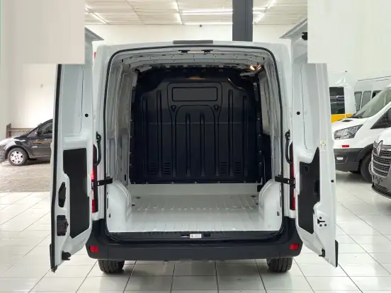 RENAULT-MASTER-2026
