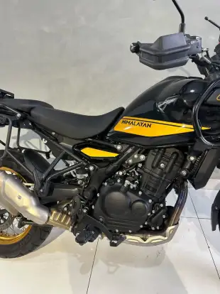 ROYAL ENFIELD-HIMALAYAN 450 HANLE BLACK-2026
