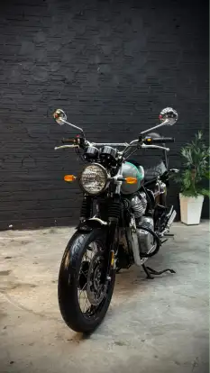 ROYAL ENFIELD-INTERCEPTOR-2022