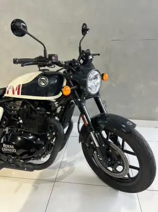 ROYAL ENFIELD-SHOTGUN 650 STENCIL WHITE-2025