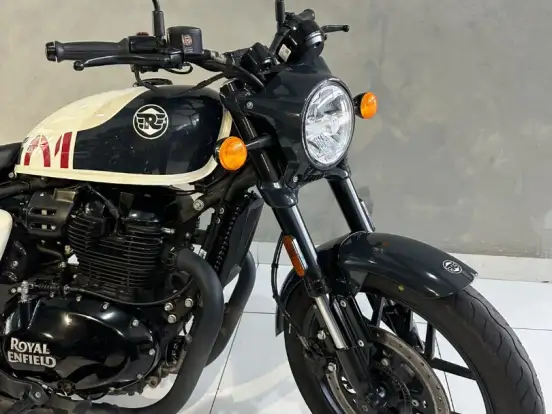 ROYAL ENFIELD-SHOTGUN 650 STENCIL WHITE ROYAL ENFIELD-SHOTGUN 650 STENCIL WHITE-2025