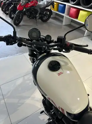 ROYAL ENFIELD-SHOTGUN 650 STENCIL WHITE-2025