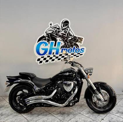 SUZUKI BOULEVARD M800 