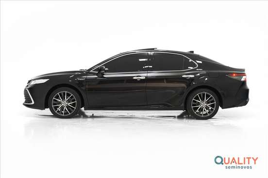 TOYOTA-CAMRY-2022