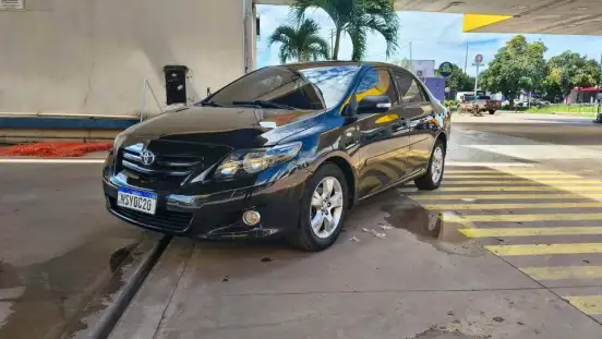 TOYOTA-COROLLA-2010