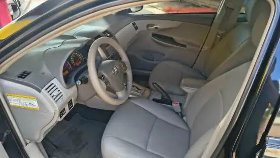 TOYOTA-COROLLA-2010