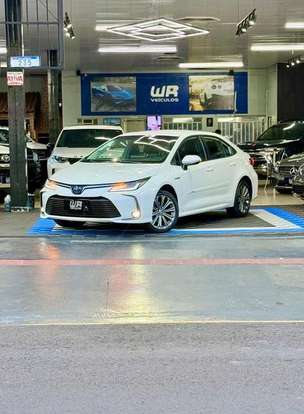 TOYOTA-COROLLA-2021