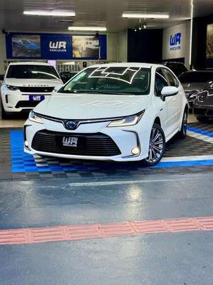 TOYOTA-COROLLA-2021
