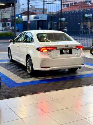 TOYOTA-COROLLA-2021