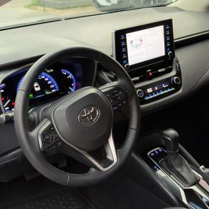 TOYOTA-COROLLA-2021