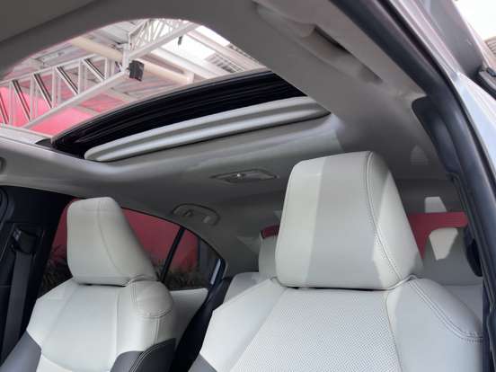 TOYOTA-COROLLA-2023