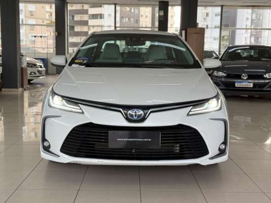 TOYOTA-COROLLA-2023