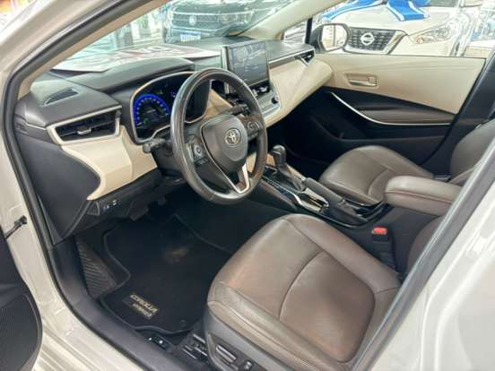 TOYOTA-COROLLA-2023
