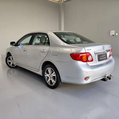 TOYOTA-COROLLA-2010