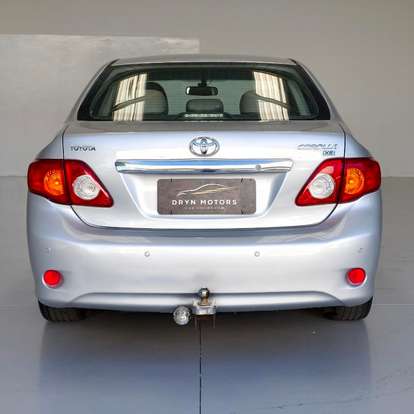 TOYOTA-COROLLA-2010
