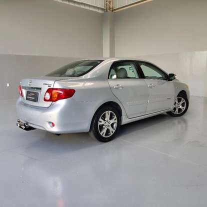 TOYOTA-COROLLA-2010