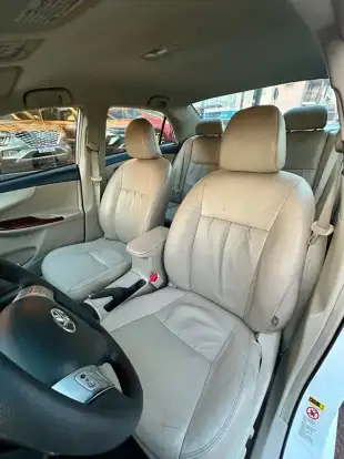 TOYOTA-COROLLA-2013