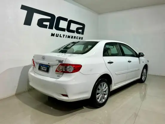 TOYOTA-COROLLA-2013