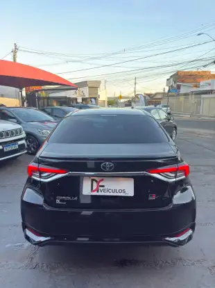 TOYOTA-COROLLA-2021