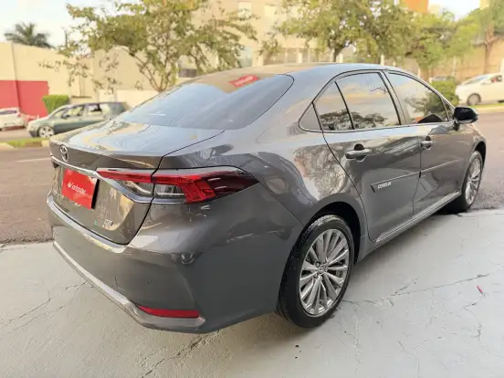 TOYOTA-COROLLA-2023
