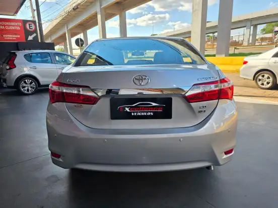 TOYOTA-COROLLA-2.0 XEI 16V FLEX 4P AUTOMÁTICO TOYOTA-COROLLA-2016
