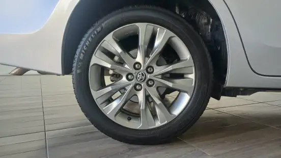 TOYOTA-COROLLA-2019