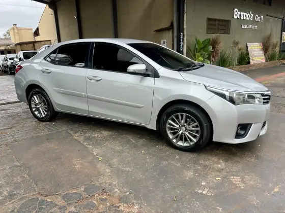 TOYOTA COROLLA 2.0 XEI 16V FLEX 4P AUTOMÁTICO