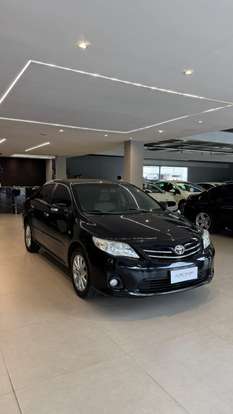 TOYOTA-COROLLA-2011