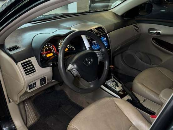 TOYOTA-COROLLA-2.0 ALTIS 16V FLEX 4P AUTOMÁTICO TOYOTA-COROLLA-2011