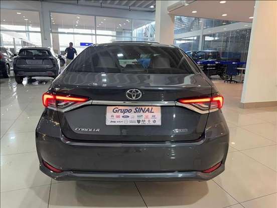 TOYOTA-COROLLA-2024