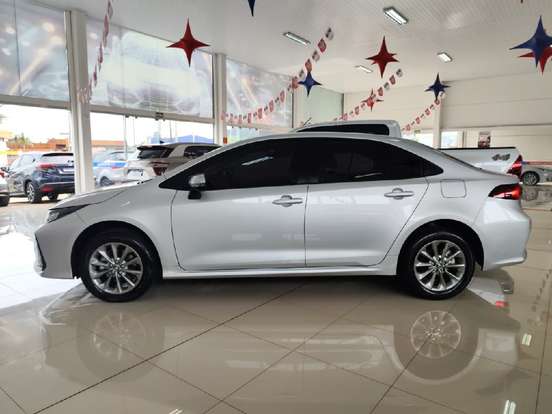 TOYOTA-COROLLA-2025