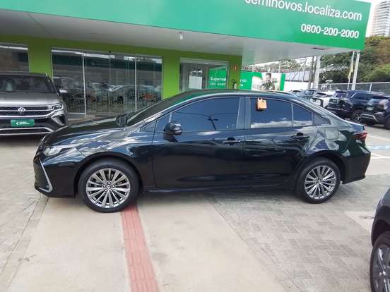 TOYOTA-COROLLA-2024