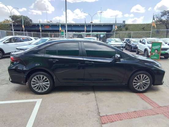 TOYOTA-COROLLA-2024