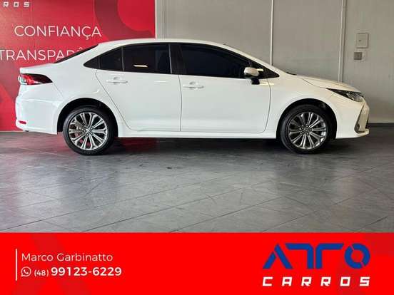 TOYOTA-COROLLA-2021