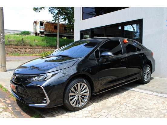 TOYOTA-COROLLA-2024