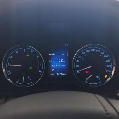 TOYOTA-COROLLA-2018