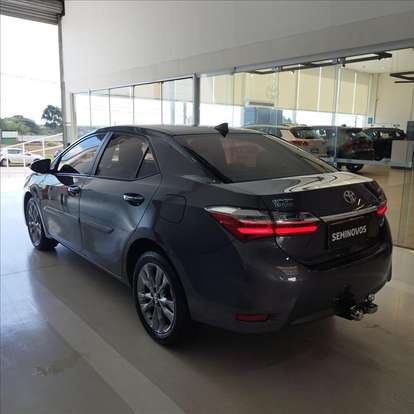 TOYOTA-COROLLA-2018