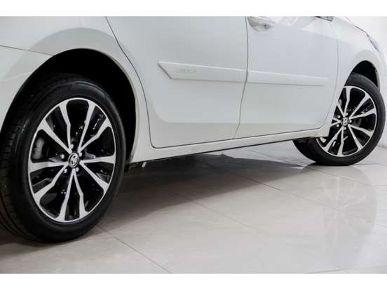 TOYOTA-COROLLA-2.0 XEI 16V FLEX 4P AUTOMÁTICO TOYOTA-COROLLA-2017