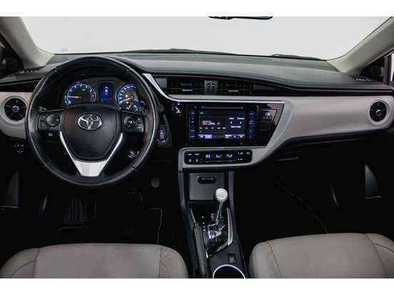TOYOTA-COROLLA-2017