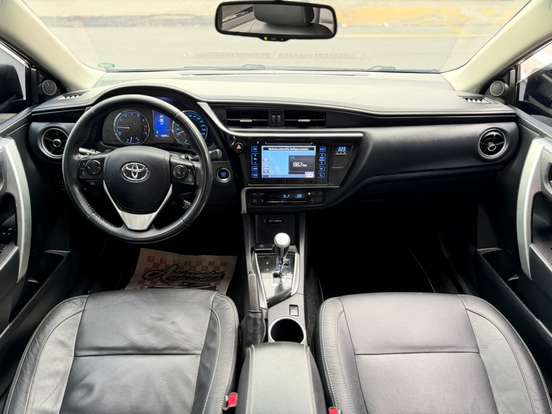 TOYOTA-COROLLA-2017
