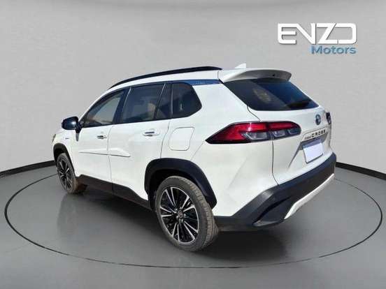 TOYOTA-COROLLA CROSS-2024