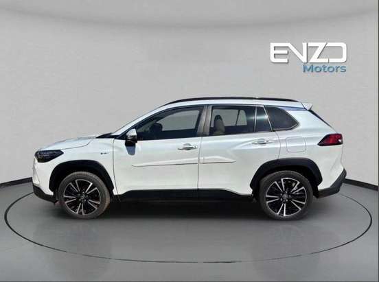 TOYOTA-COROLLA CROSS-2024
